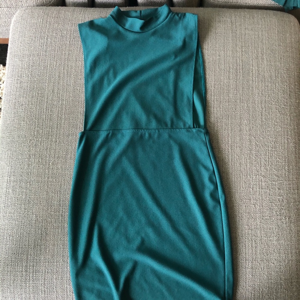 Misguided mini dress low cut side boob size 6